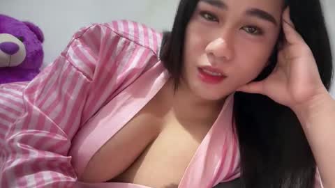 Snapshot of pinay_sofiexx chatting on 04.29.26 sofielove online show from 04.29.26