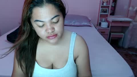 Snapshot of pinay_sweetheartx chatting on 07.08.26 pinay_sweetheartx online show from 07.08.26
