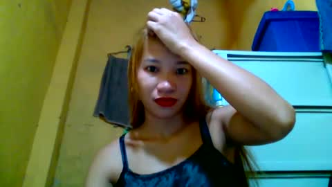 Snapshot of pinaybeauty_25 chatting on 01.19.25 im jane online show from 01.19.25
