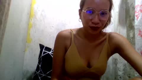 Snapshot of pinaybeauty_25 chatting on 01.25.25 im jane online show from 01.25.25