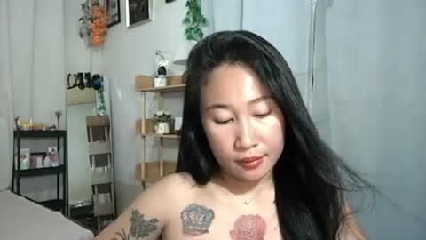 Snapshot of pinayhotty_yumie chatting on 06.20.26 yumie online show from 06.20.26