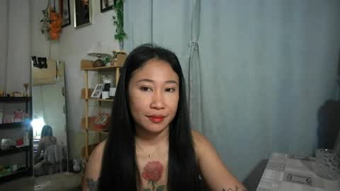 Snapshot of pinayhotty_yumie chatting on 07.23.26 yumie online show from 07.23.26