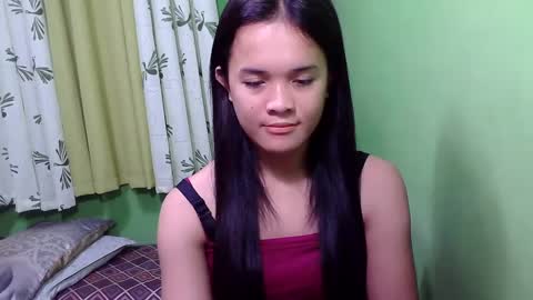 pinaymorena_rhowe online show from 12.17.24
