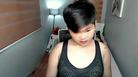 Lyn the Lesbian online show from 01.09.25