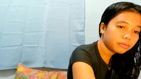 Snapshot of pinaysweetgirl_19 chatting on 06.07.26 pinaysweetgirl_19 online show from 06.07.26