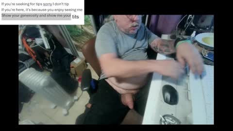 pini_z online show from 02.28.25