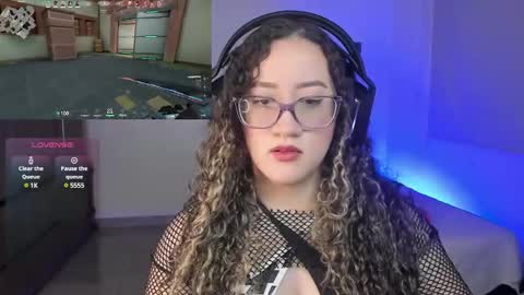 Emilly Santis online show from 12.30.24