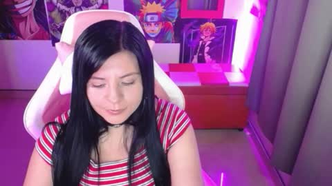 pink_yuii online show from 01.13.26