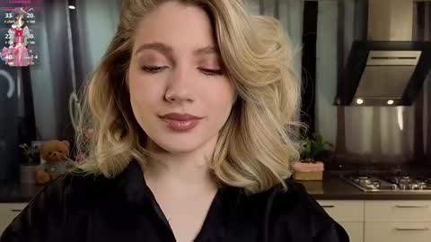 Snapshot of pinkadele chatting on 02.13.25 Adele online show from 02.13.25