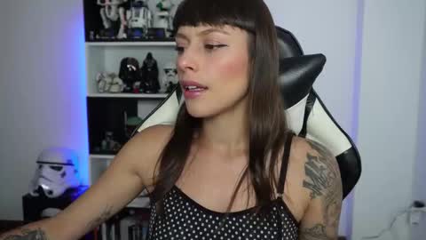 Snapshot of pinkcatlive chatting on 02.03.26 Emily online show from 02.03.26