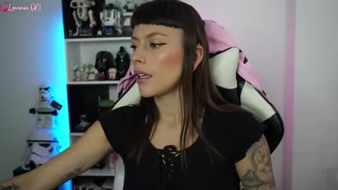 Snapshot of pinkcatlive chatting on 05.19.26 Emily online show from 05.19.26