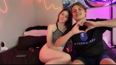 Snapshot of pinkcouplexo chatting on 07.22.26 18 couple - come chat online show from 07.22.26