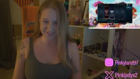 Snapshot of pinkladyx2 chatting on 04.24.26 pinkladyx2 online show from 04.24.26
