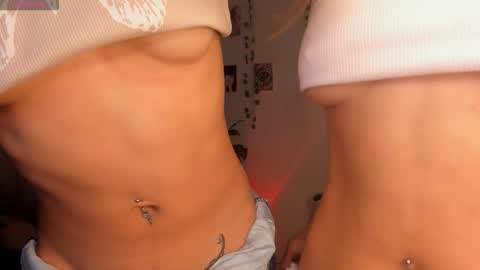 Sarah .. online show from 03.20.26