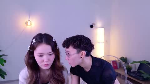 Li long hair and Rude short hair online show from 03.27.26