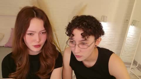 Li long hair and Rude short hair online show from 04.23.26