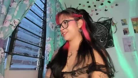 Snapshot of pinky_promiseex chatting on 07.02.26 pinky_promiseex online show from 07.02.26