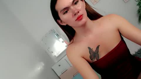 pinky_web03 online show from 10.30.25