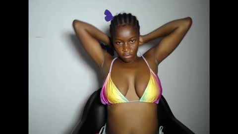 pinkykiki_247 online show from 12.18.25