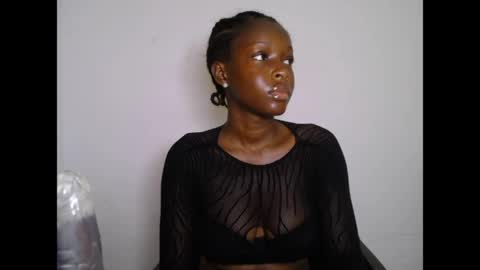 pinkykiki_247 online show from 04.26.26