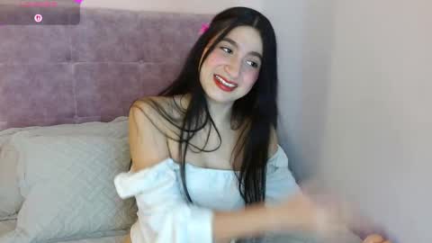 Perla online show from 04.15.26