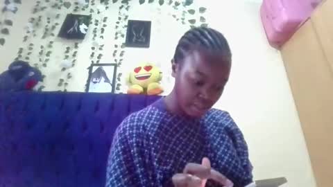 Snapshot of pinkysmiles chatting on 11.01.25 Pinky online show from 11.01.25