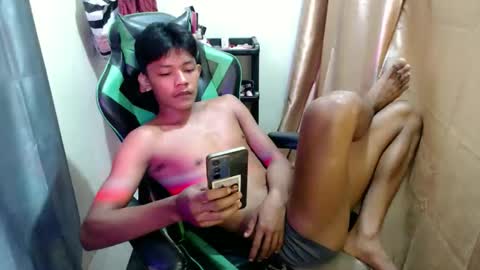 pinoy_cuteboy69 online show from 05.21.26