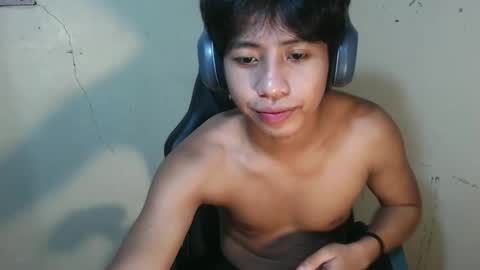 Snapshot of pinoy_fuckboyxxx chatting on 05.14.26 pinoy_fuckboyxxx online show from 05.14.26