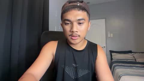 Snapshot of pinoyadriannexxx chatting on 05.05.26 Adrianne online show from 05.05.26