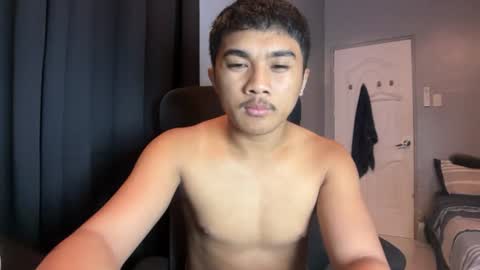 Snapshot of pinoyadriannexxx chatting on 07.05.26 Adrianne online show from 07.05.26