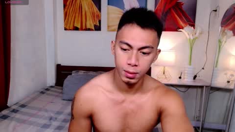 Snapshot of pinoymilker chatting on 01.19.25 ethan online show from 01.19.25