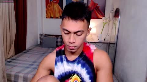 Snapshot of pinoymilker chatting on 01.24.25 ethan online show from 01.24.25