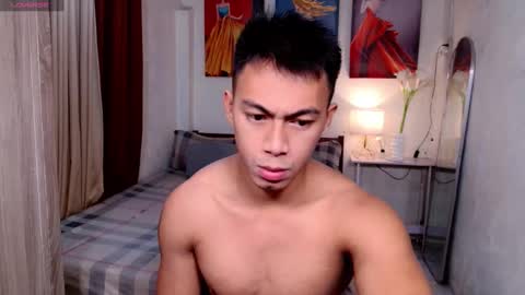 Snapshot of pinoymilker chatting on 01.26.25 ethan online show from 01.26.25