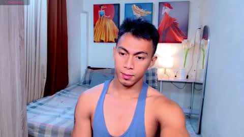 Snapshot of pinoymilker chatting on 02.15.25 ethan online show from 02.15.25