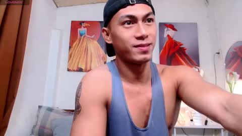 Snapshot of pinoymilker chatting on 02.18.25 ethan online show from 02.18.25