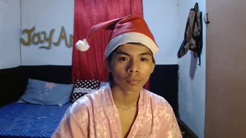 Snapshot of pinoymonstercock_xx chatting on 12.24.24 WIN WIN JAY AR online show from 12.24.24