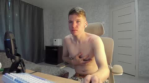 Pierre online show from 09.28.25