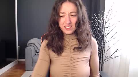 piscesgirl06 online show from 04.23.26