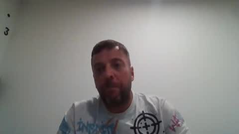 Snapshot of pislezg1 chatting on 11.10.25 pislezg1 online show from 11.10.25