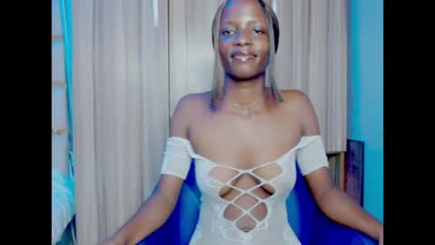 Ella online show from 05.15.26