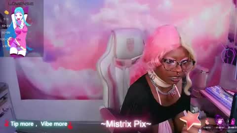 Snapshot of pixiebob25 chatting on 01.23.25 Thekawaiidomme online show from 01.23.25