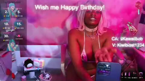 Snapshot of pixiebob25 chatting on 02.15.25 Thekawaiidomme online show from 02.15.25