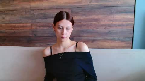 Snapshot of pizza_pepperonii chatting on 05.23.26 violeta online show from 05.23.26