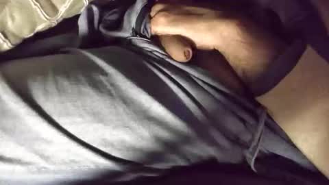 Snapshot of platoniclov chatting on 04.22.26 platoniclov online show from 04.22.26