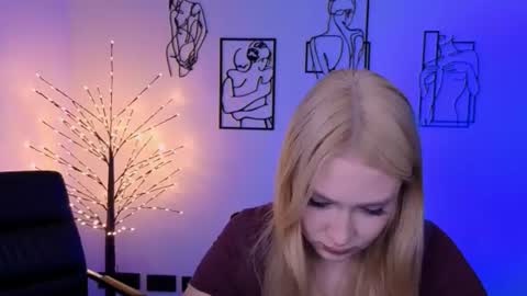Sophie online show from 07.20.26