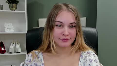 Valeria online show from 09.24.25