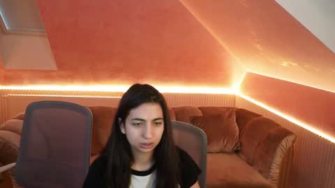 Lana online show from 04.08.26