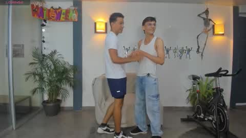 Snapshot of playhardsex chatting on 10.19.25 online show from 10.19.25