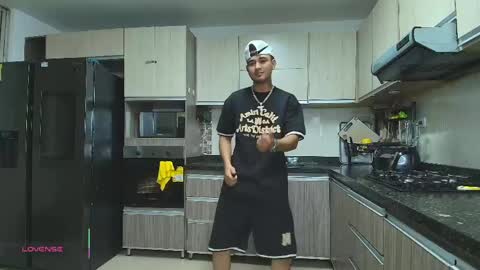   online show from 06.08.26