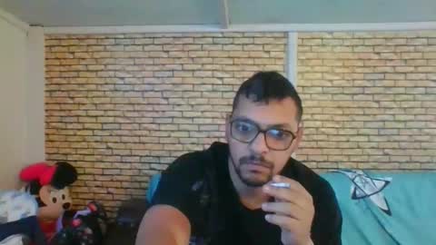 Snapshot of pleas3s_sweet chatting on 11.16.25 pleas3s_sweet online show from 11.16.25